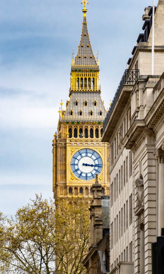 イギリス